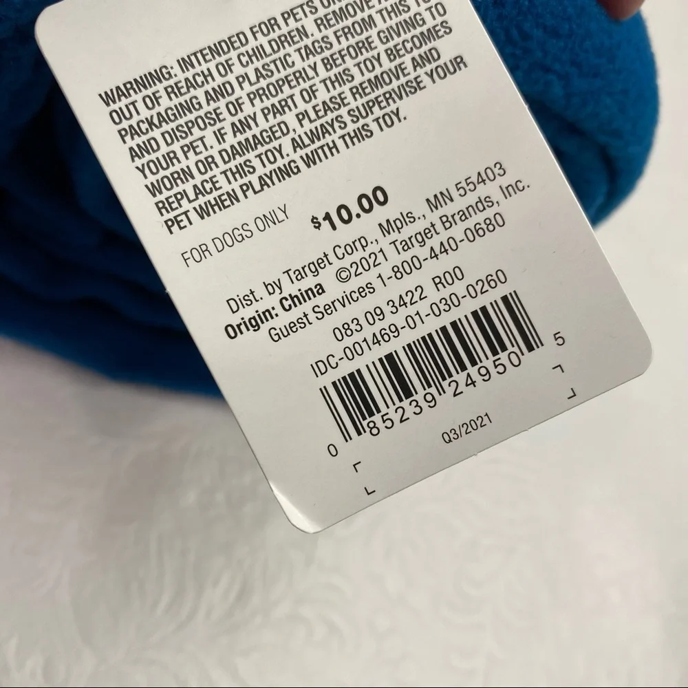 Boots & Barkley blue dog blanket and plush bone set New & unused 40” x 50”